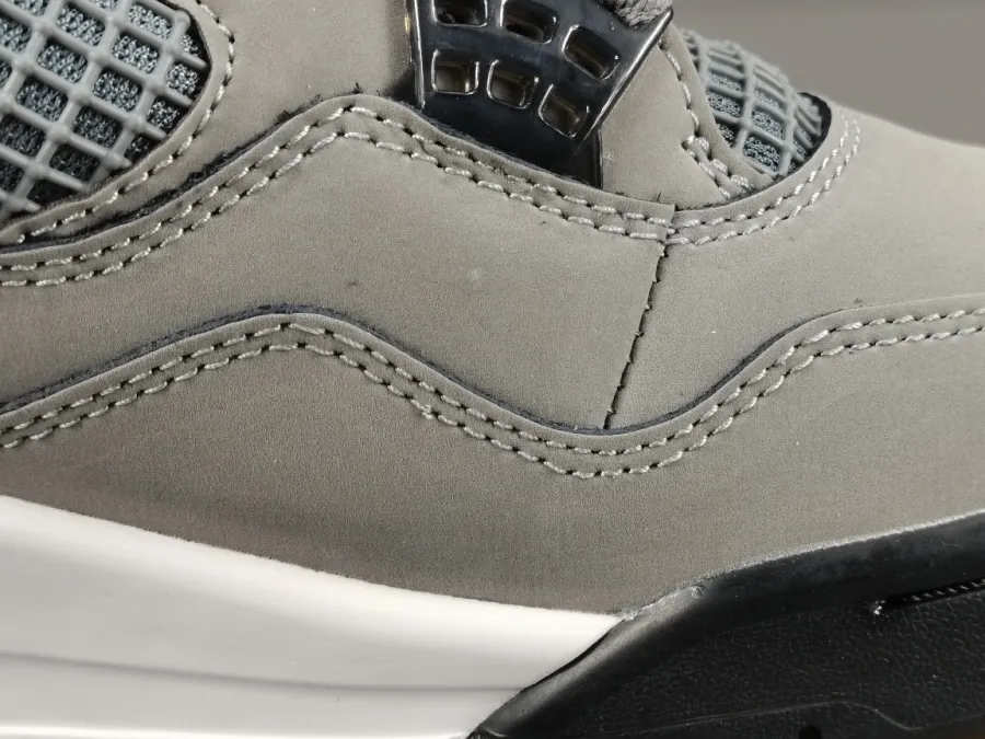 Jordan Retro 4 Cool Grey