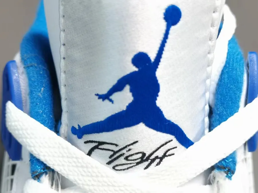 Air Jordan 4 Motorsport