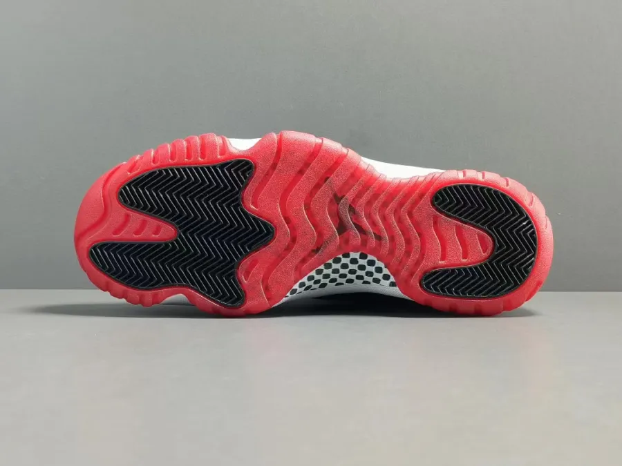 Jordan 11 Bred