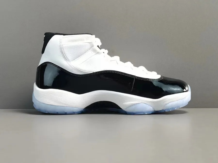 Jordan 11 Concord