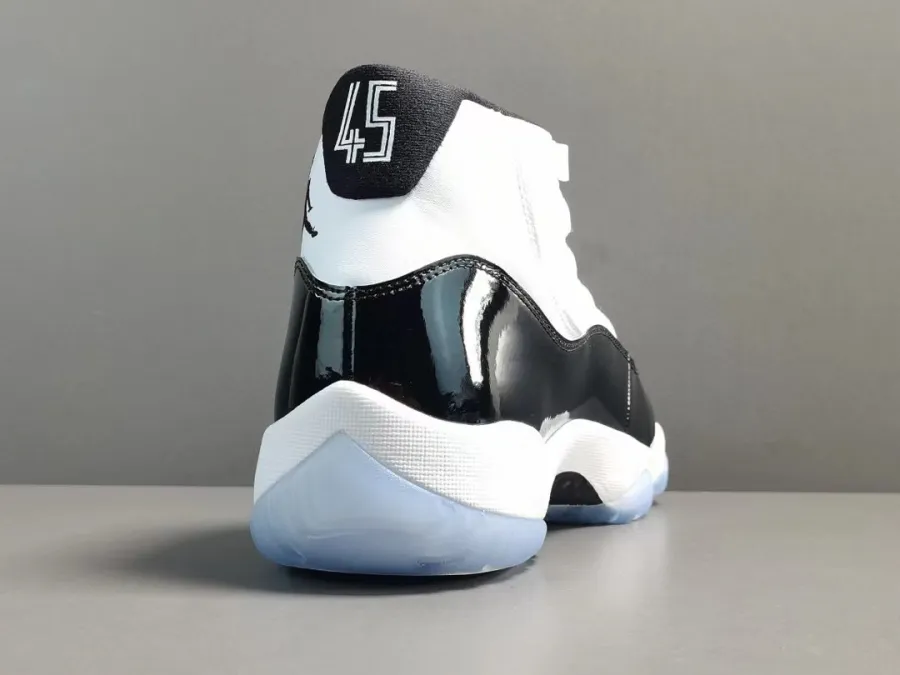 Jordan 11 Concord