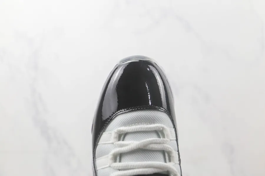 Jordan 11 Retro Low Concord 