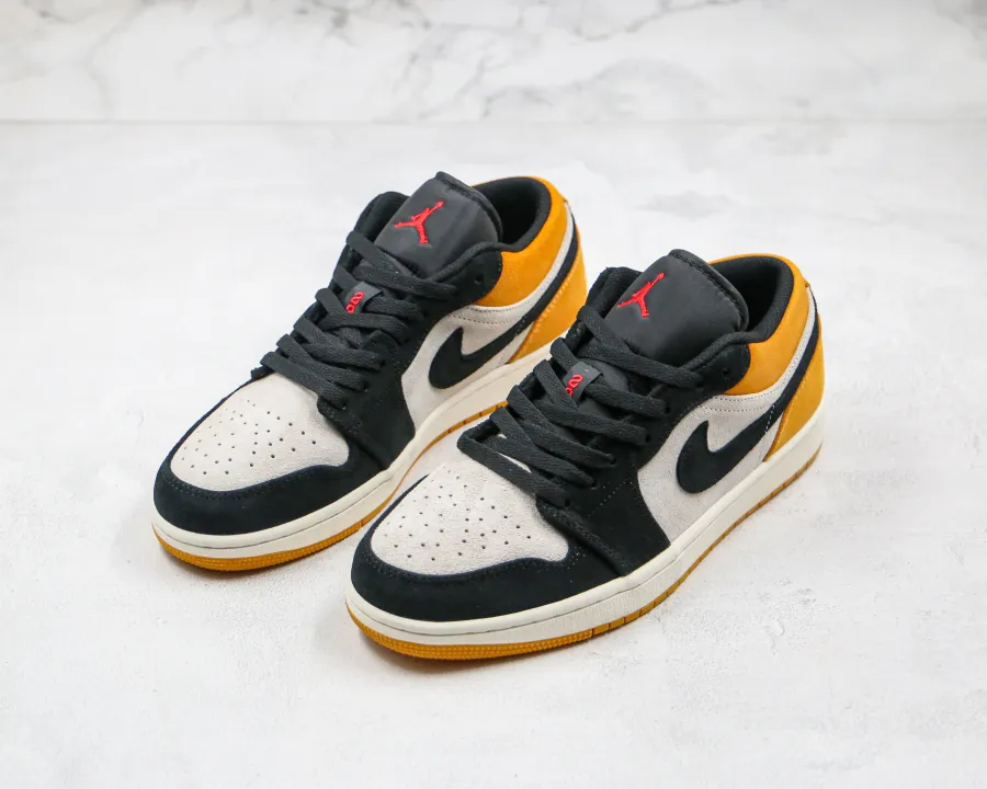 Air Jordan 1 Low University Gold