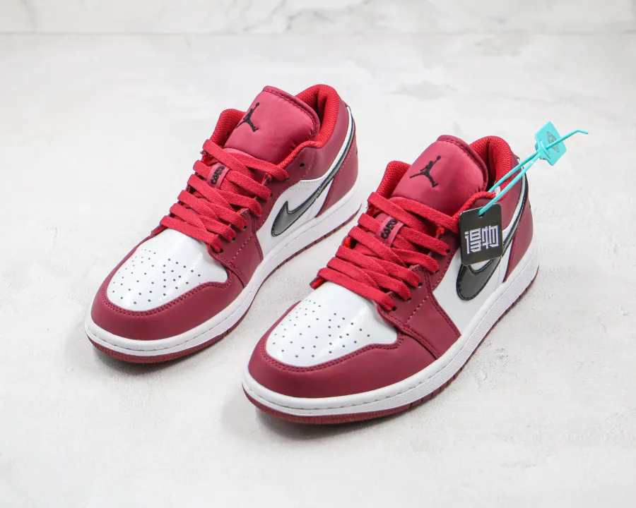 Air Jordan 1 Low Noble Red