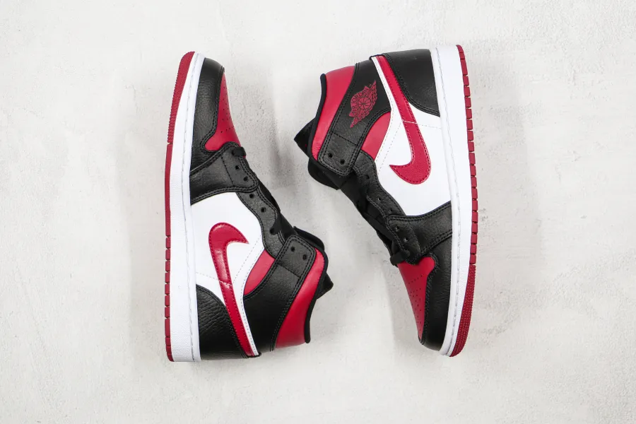 Air Jordan 1 Bred Toe Mid