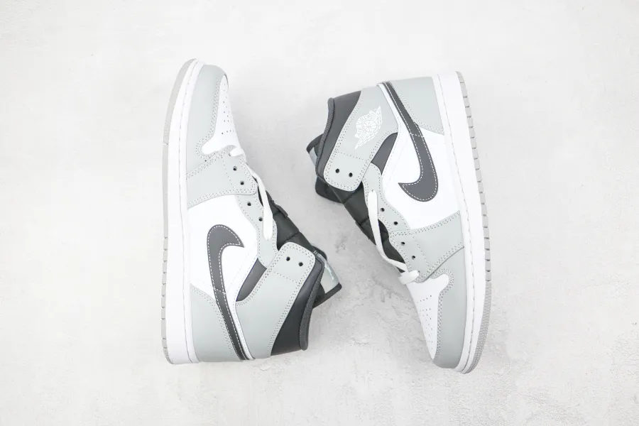 Jordan 1 Light Smoke Grey  Mid