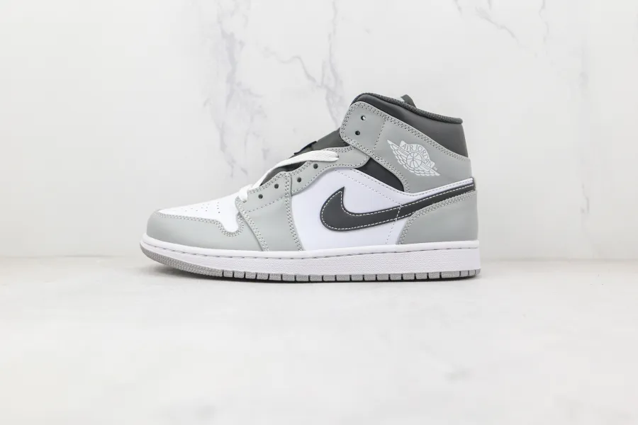 Jordan 1 Light Smoke Grey  Mid