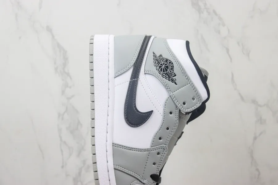 Air Jordan 1 Mid Light Smoke Grey