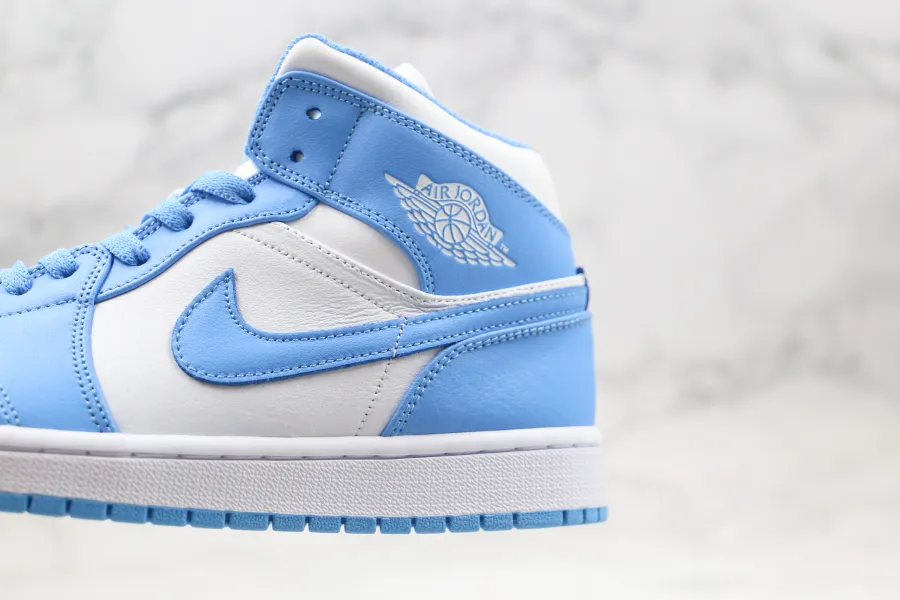 Air Jordan 1 Mid Unc 