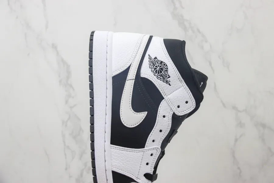 Air Jordan 1 Retro Mid Tuxedo 