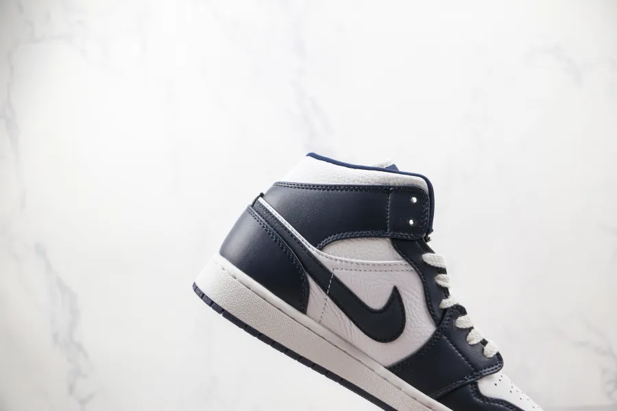 Jordan 1 Obsidian  Mid