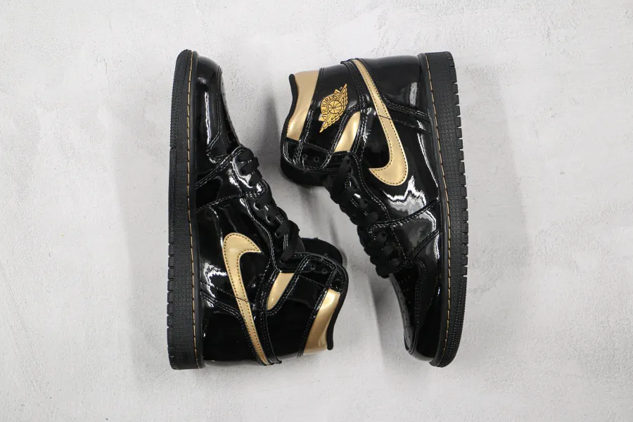 Air Jordan 1 High Og Metallic Gold