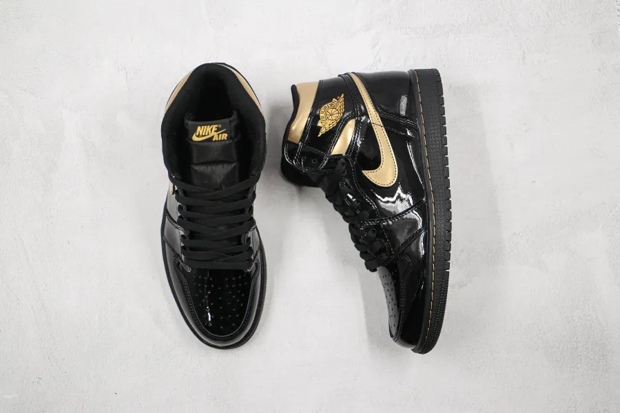 Air Jordan 1 High Og Metallic Gold