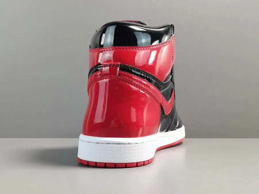 Air Jordan 1 High Og Bred Patent