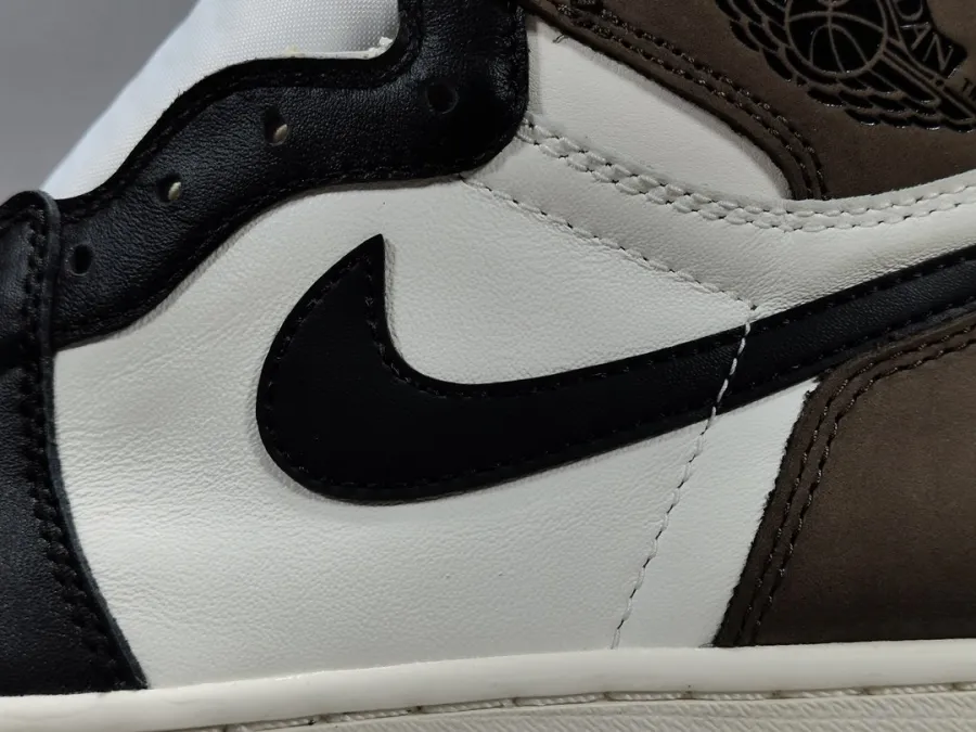 Jordan 1 High Og Dark Mocha