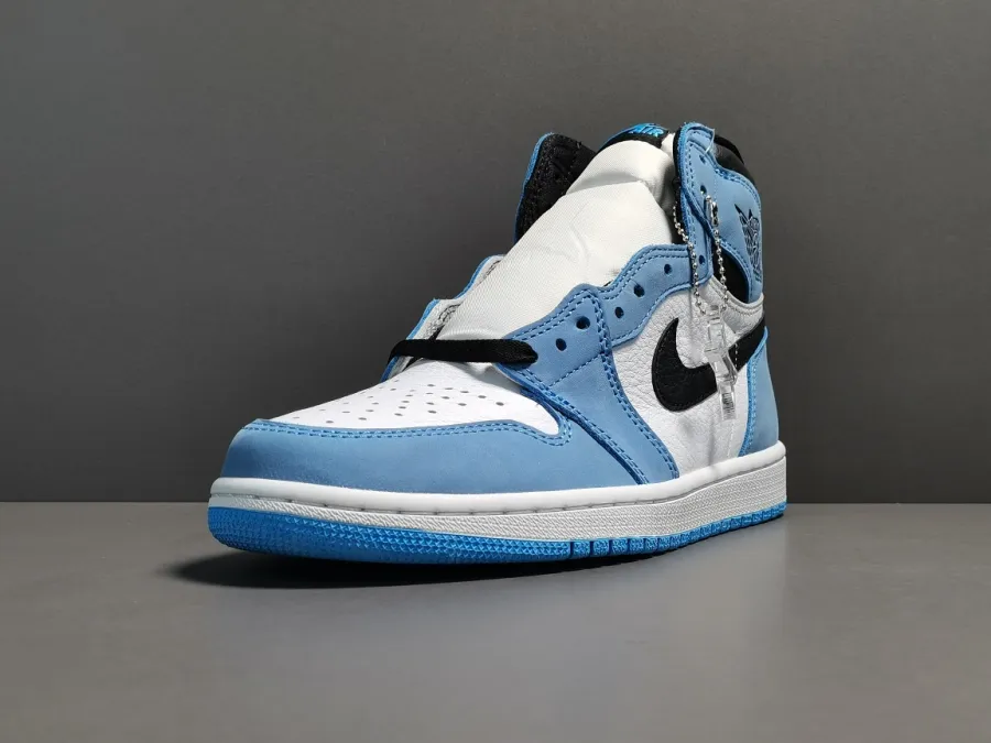 Air Jordan 1 High Og University Blue