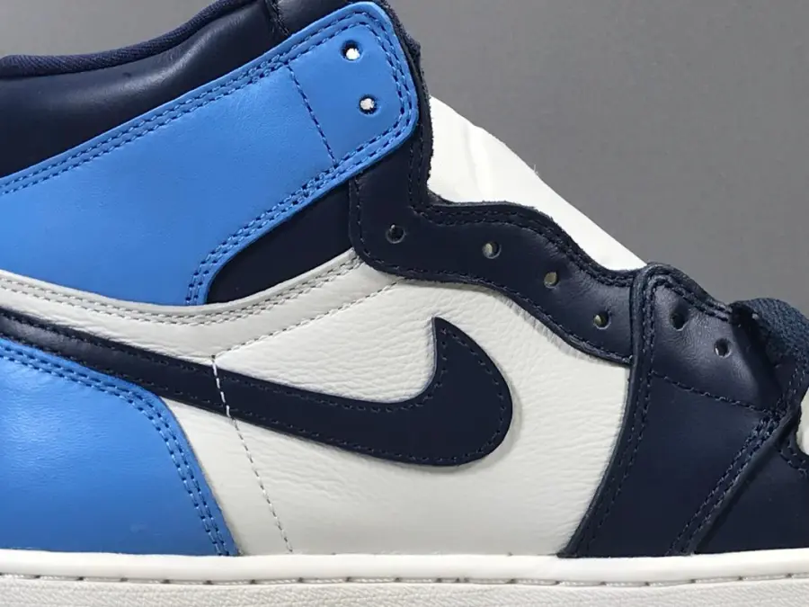 Jordan 1 Retro High Og Obsidian