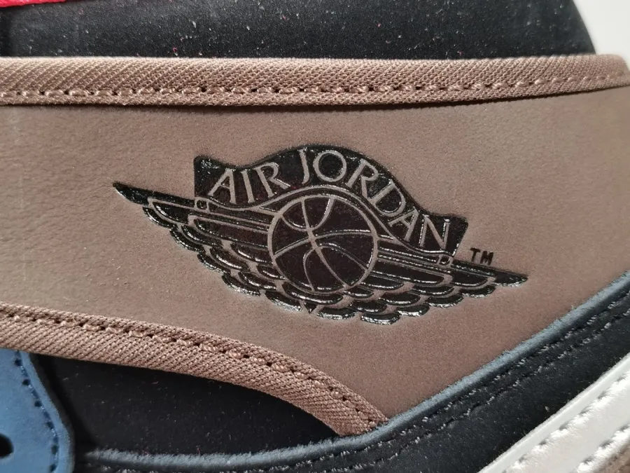 Air Jordan 1 Retro High Og Bio Hack