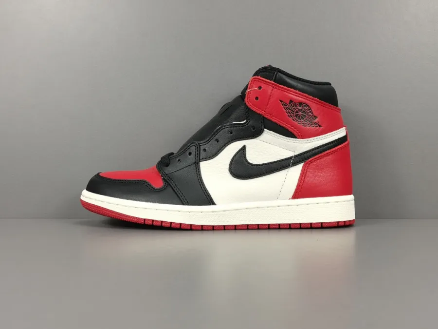 Air Jordan 1 Retro High Og Bred Toe