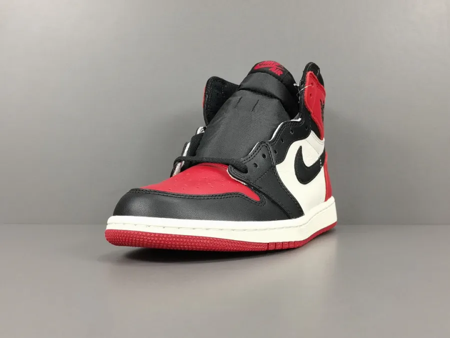 Air Jordan 1 Retro High Og Bred Toe