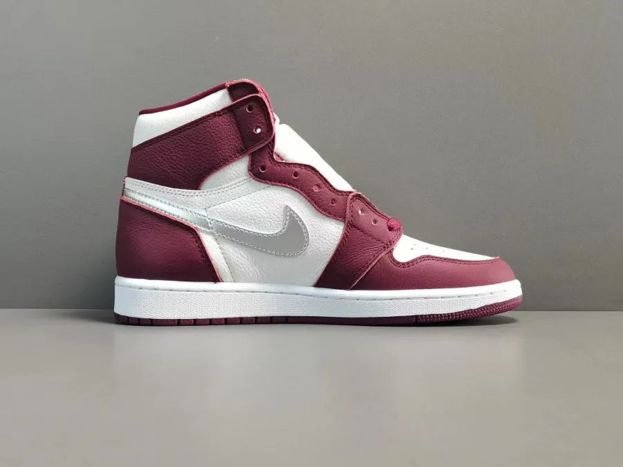 Air Jordan 1 Bordeaux