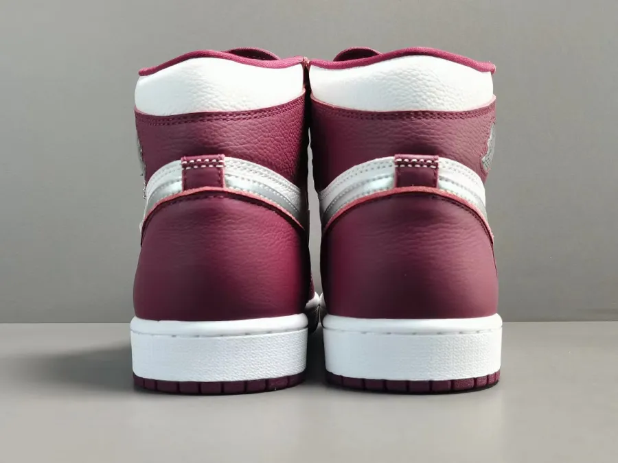 Air Jordan 1 Bordeaux