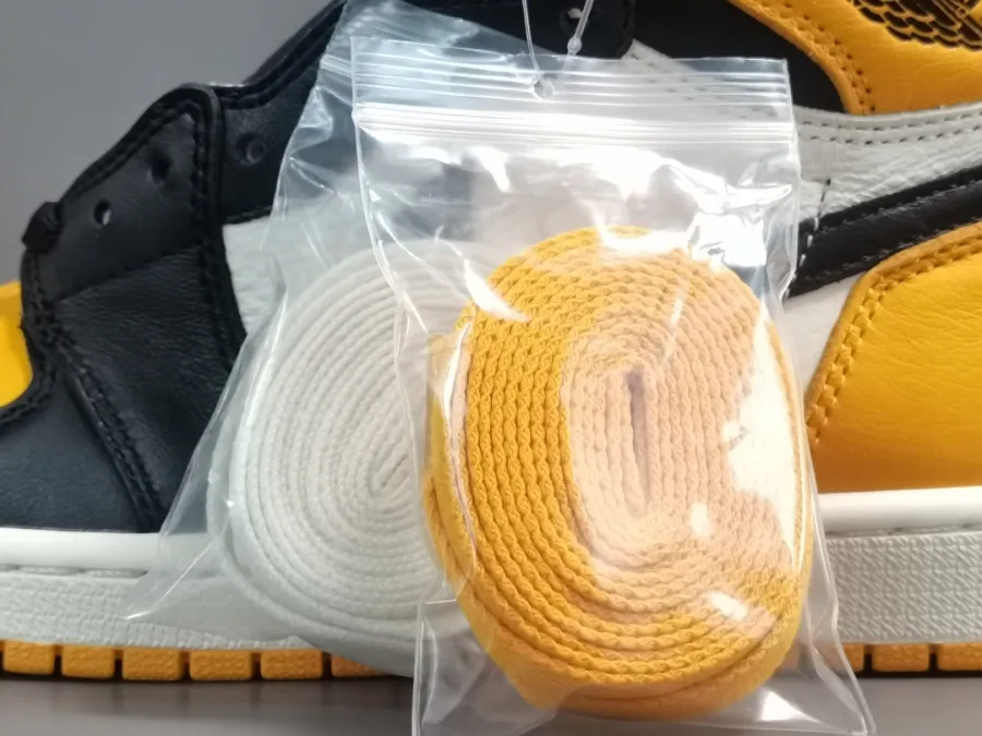 Jordan 1 Yellow Toe High