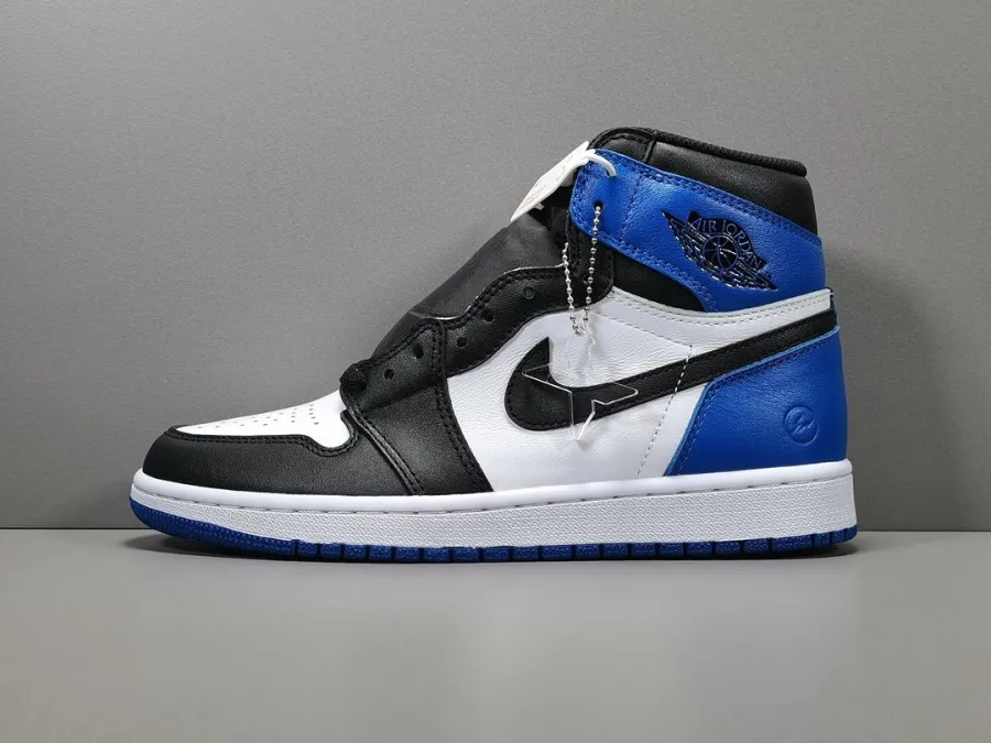 Jordan Retro 1 Fragment