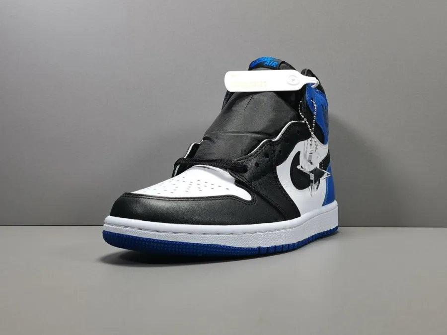 Jordan Retro 1 Fragment