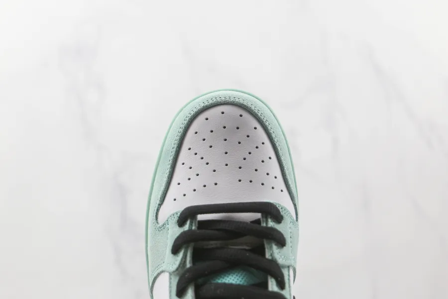 Dunk Lows Sea Crystal