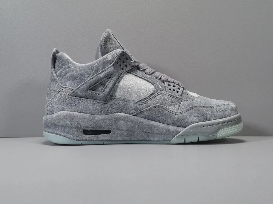 Air Jordan 4 Retro Kaws Cool Grey