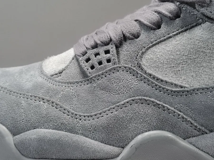 Air Jordan 4 Retro Kaws Cool Grey