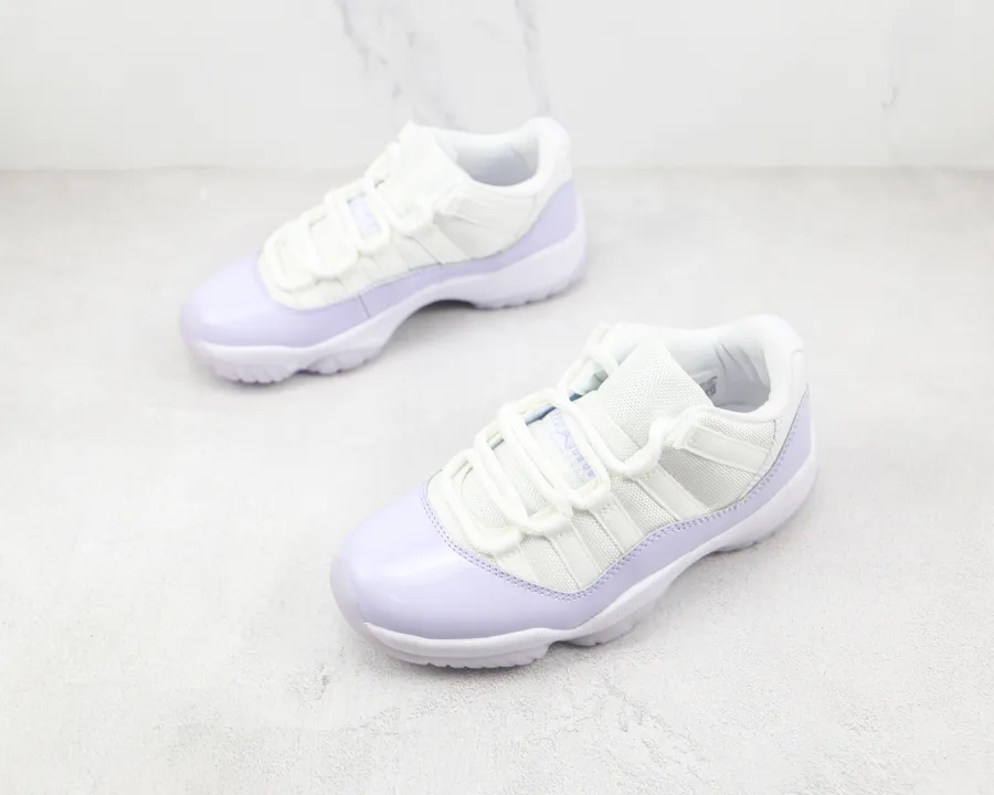 Jordan 11 Low Pure Violet 