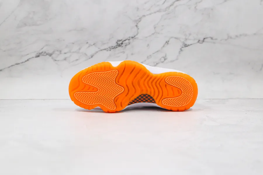 Air Jordan 11 Low Wmns Citrus