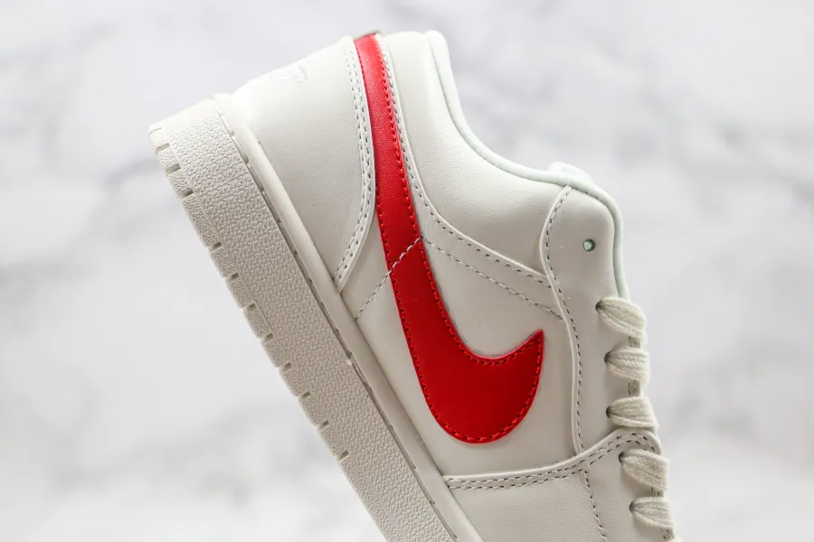 Wmns Air Jordan 1 Low University Red 