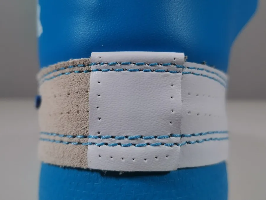 Off-White Jordan 1 Retro High Unc