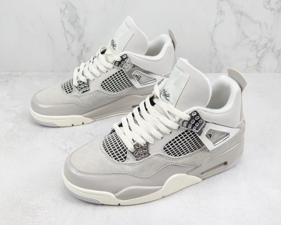 Wmns Air Jordan 4 Retro Frozen Moments 