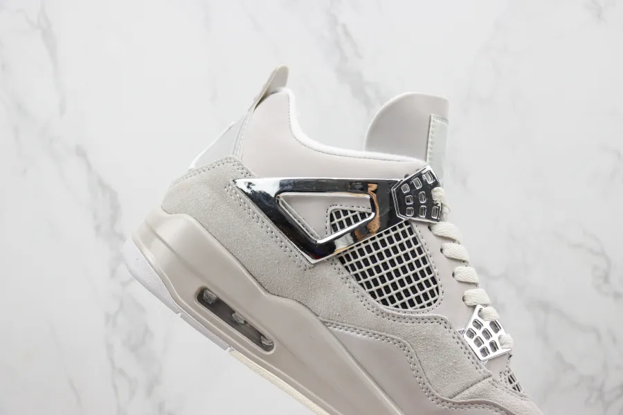 Wmns Air Jordan 4 Retro Frozen Moments 