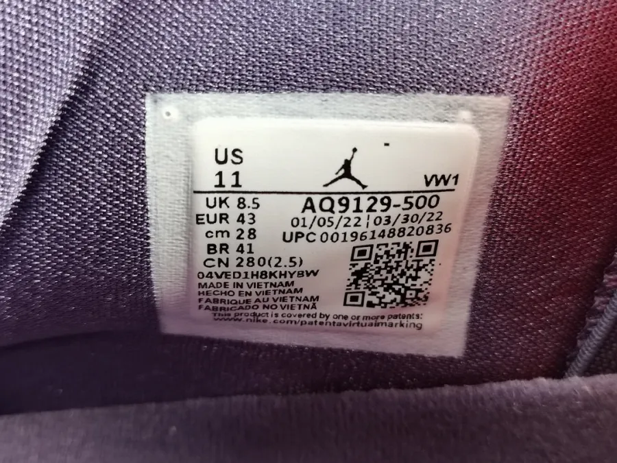 Jordan 4 Canyon Purple