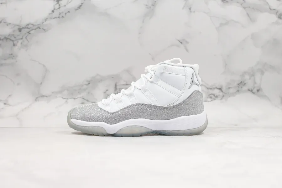 Jordan 11 Wmns Metallic Silver