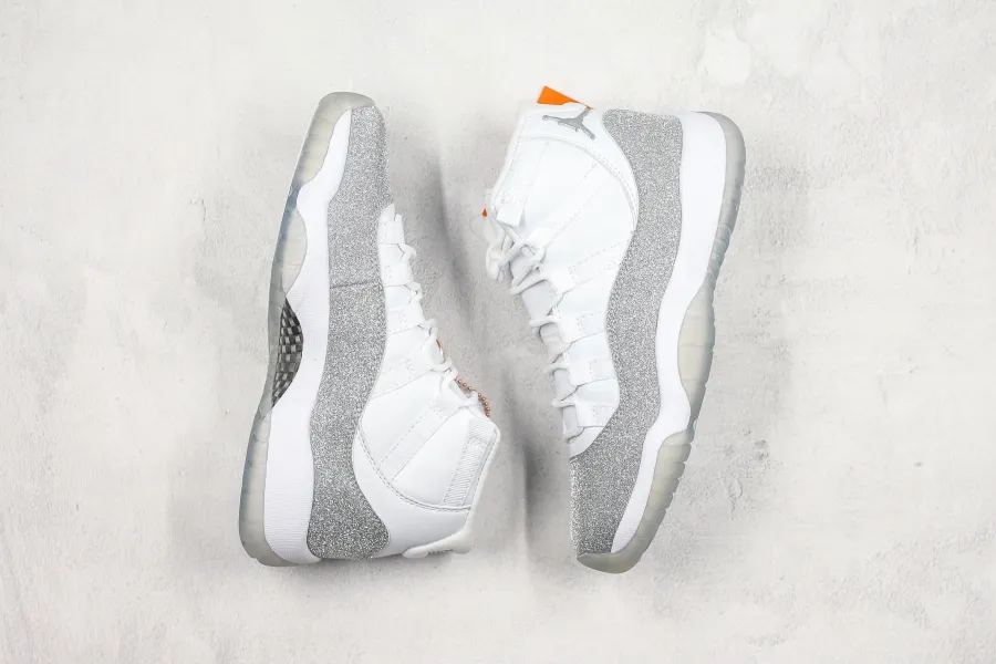 Jordan 11 Wmns Metallic Silver