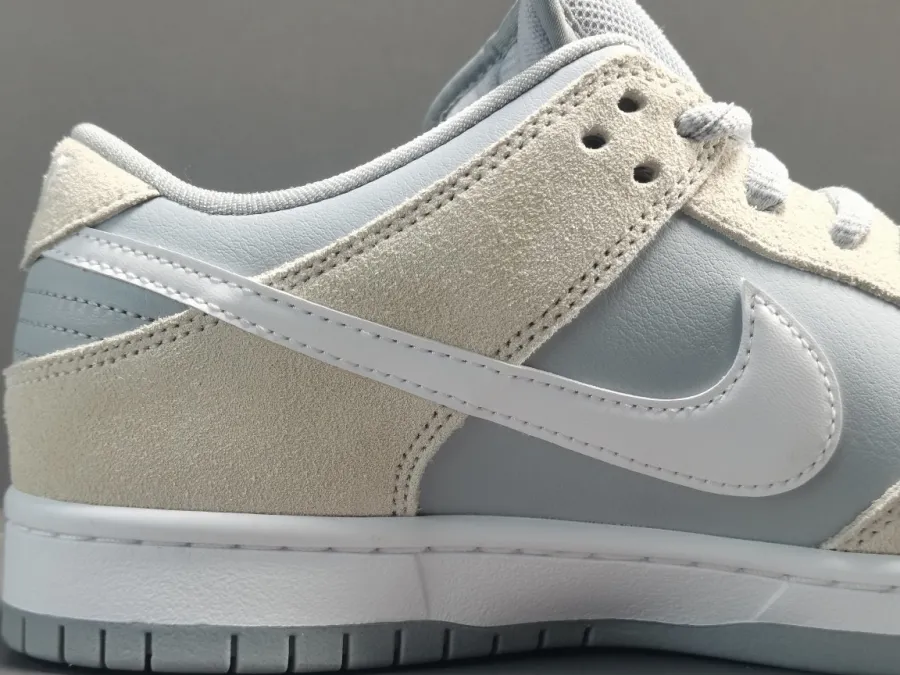 Sb Dunk Low Summit White