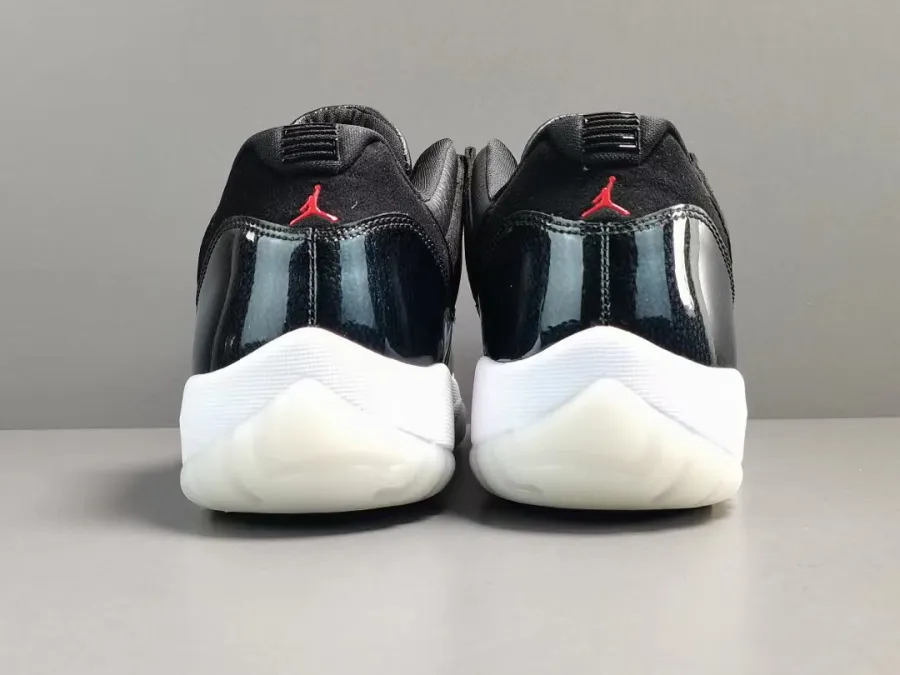 Jordan 11 Low 72-10