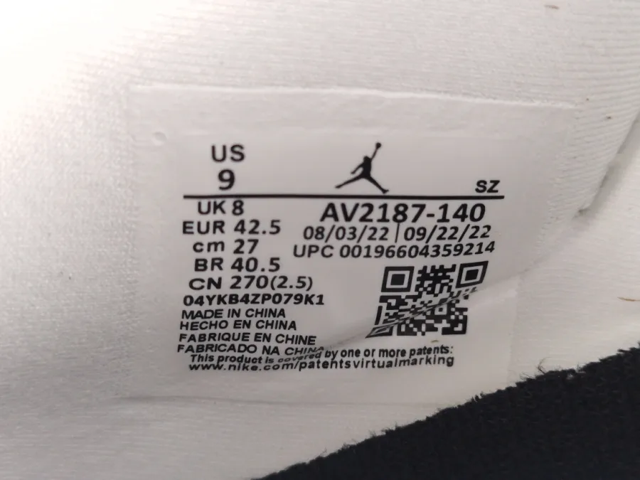 Air Jordan 11 Low Cement Grey