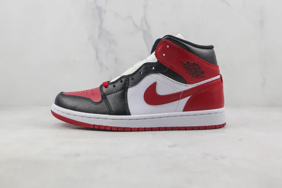 Wmns Air Jordan 1 Mid Alternate Bred Toe  