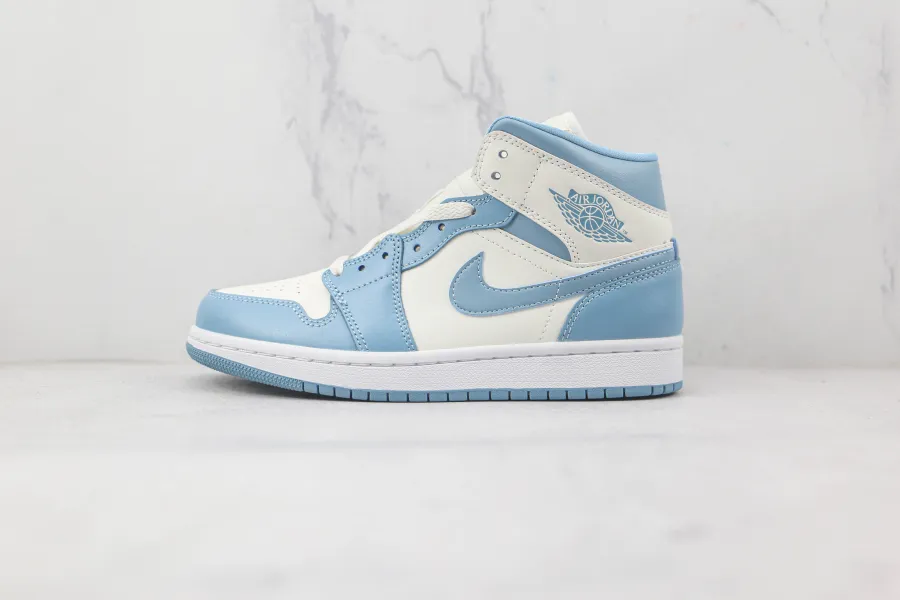 Wmns Air Jordan 1 Mid University Blue 