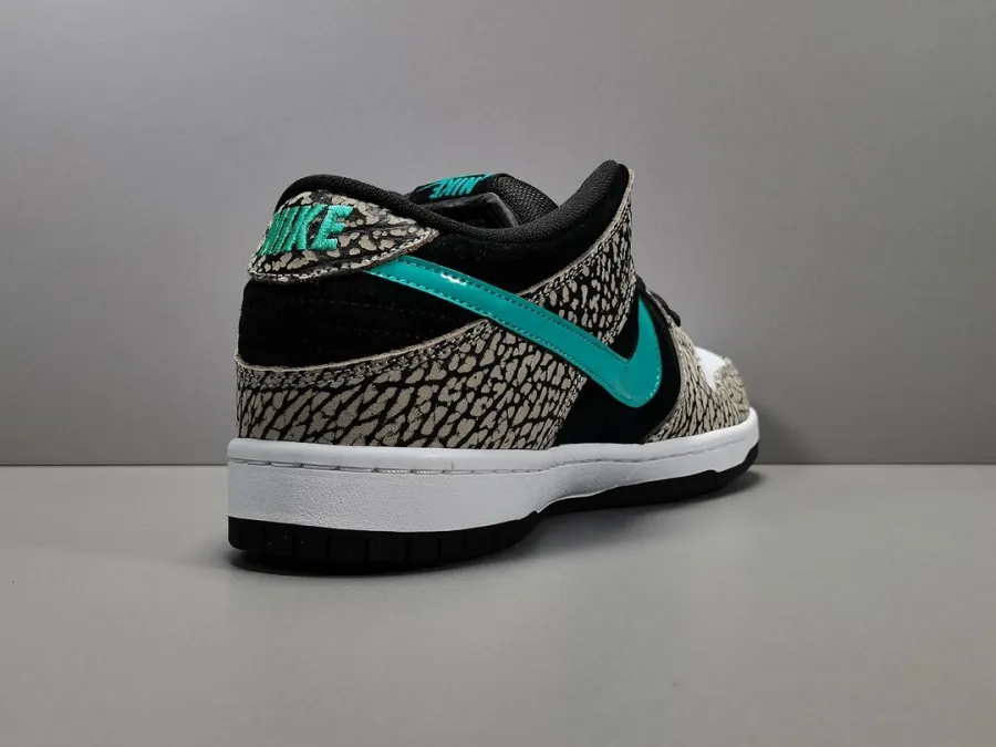 Dunk Low Pro Sb Atmos Elephant