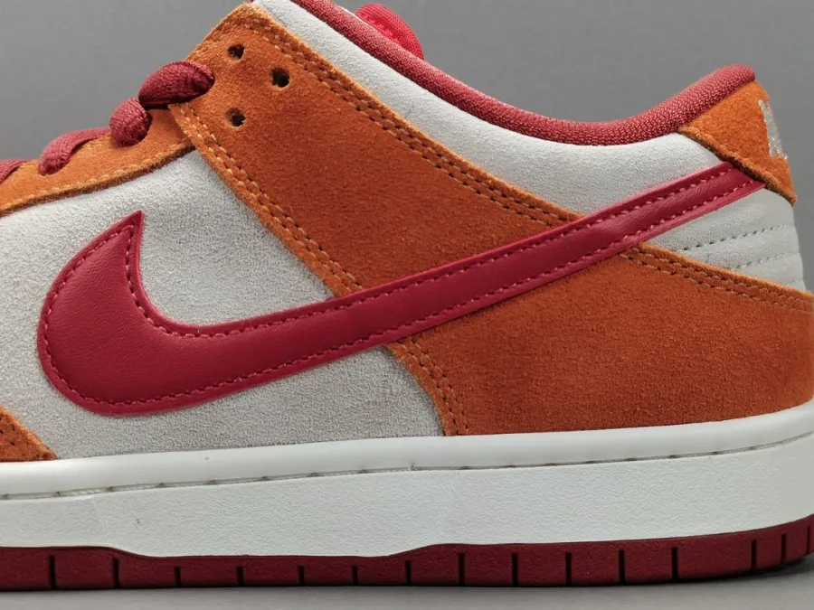 Sb Dunk Low Pro Dark Russet Cedar