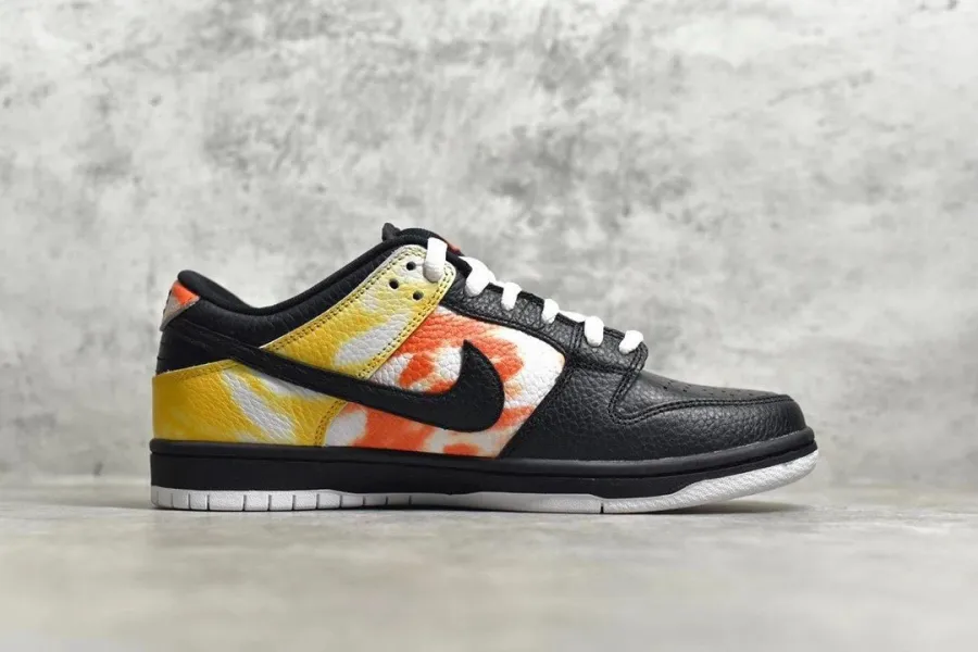 Sb Dunk Low Raygun Tie-Dye