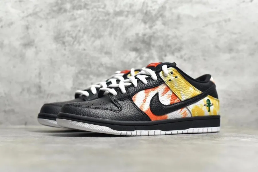 Sb Dunk Low Raygun Tie-Dye